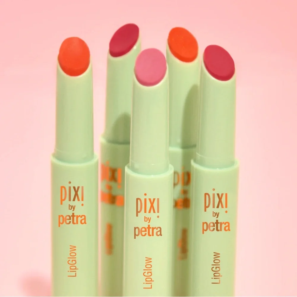 🌈5/$25 BUNDLE! NIB⚜️ Pixi by Petra LipGlow in Fleur